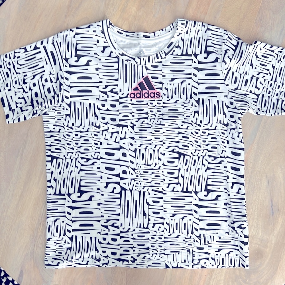 ADIDAS T-Shirt